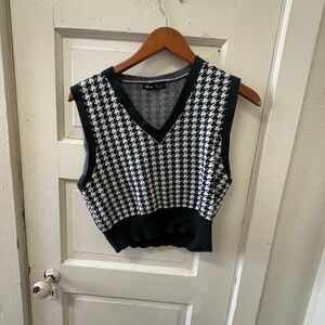 SHEIN Black & White Houndstooth V-Neck Sweater Vest